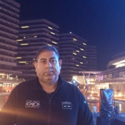 EKİP ÇALIŞMASINA ÖNEM VERİYORUZ.